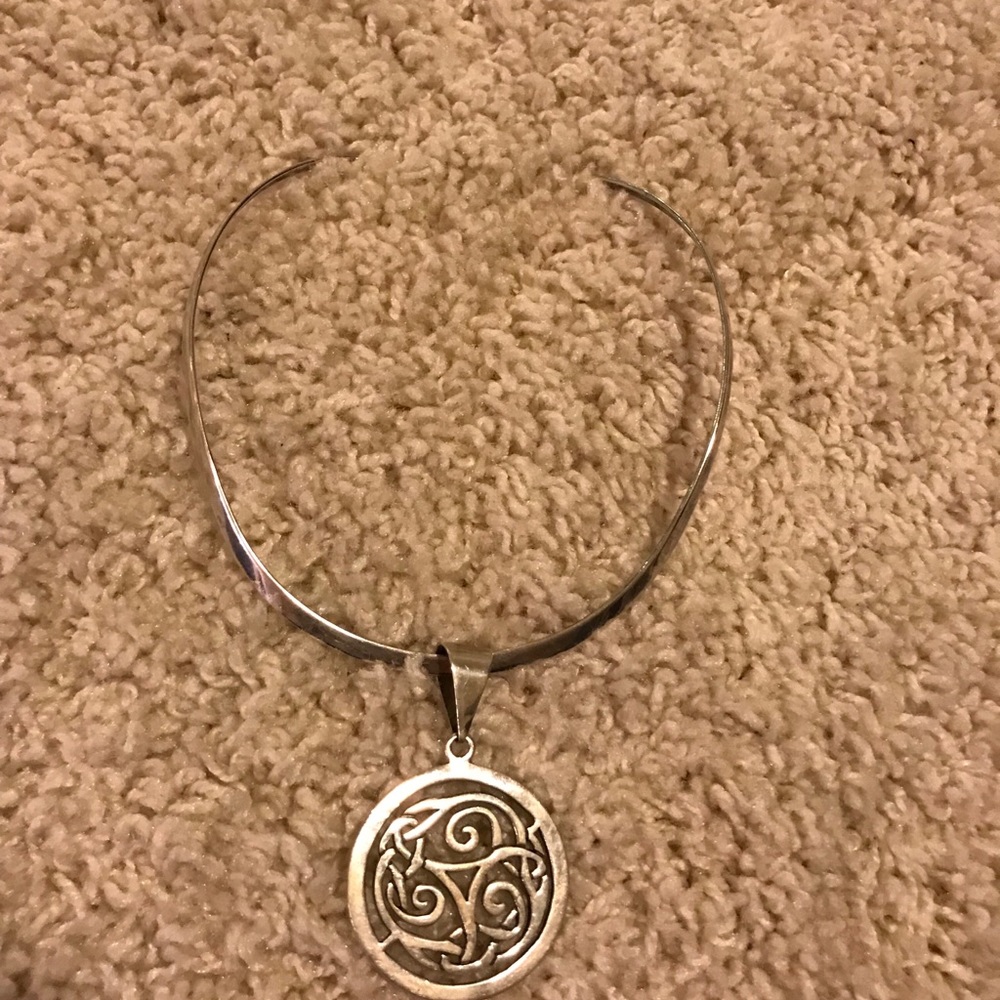 Silpada necklace - Picture 2 of 3